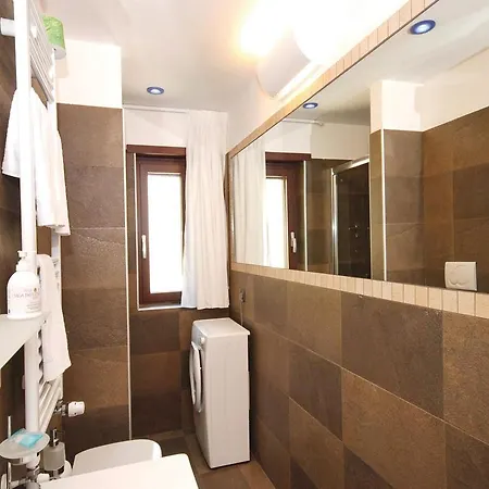 B6 Bilocale * Villalago
